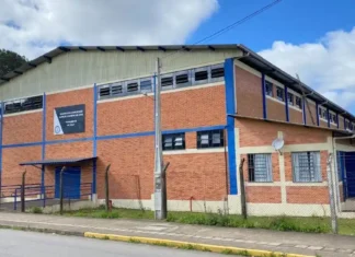 Série Ouro de Canela tem três jogos nesta segunda-feira no Carlinhos da Vila