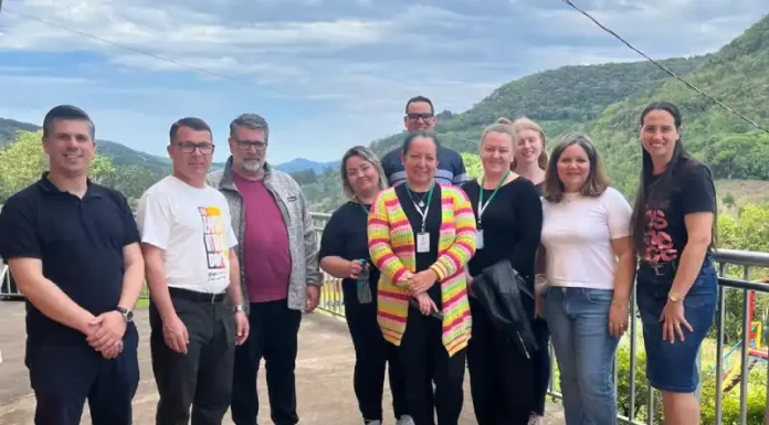 Membros do Conselho Antidrogas realizam visita técnica ao Desafio Jovem