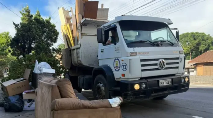 Bota-Fora do mês de agosto acontece no Palace Hotel neste sábado