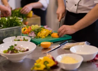 Senac Gramado promove aula experimental gratuita de Cozinheiro