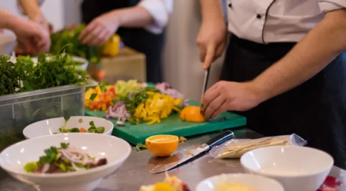Senac Gramado promove aula experimental gratuita de Cozinheiro