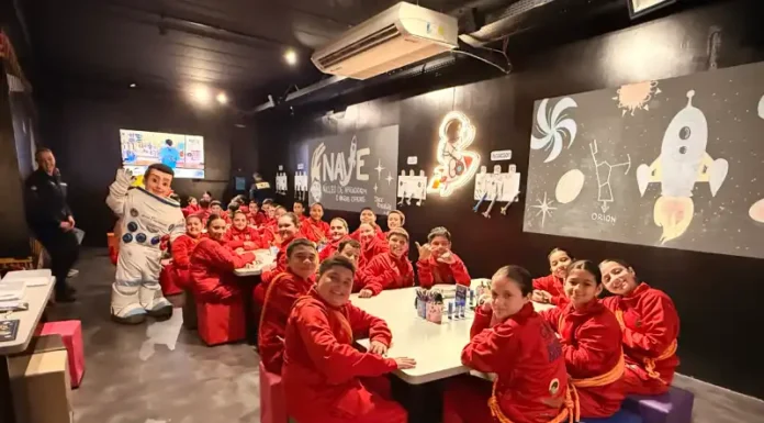 Bombeiros Mirins de Canela participam de experiência educativa em parque temático