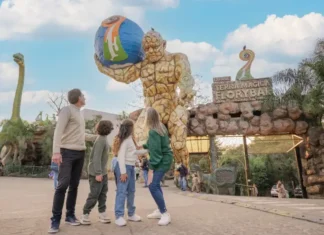 Parque Terra Mágica Florybal transforma Dia dos Pais em oportunidade de fazer o bem
