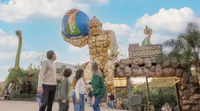 Parque Terra Mágica Florybal transforma Dia dos Pais em oportunidade de fazer o bem