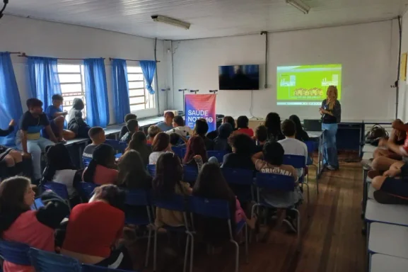Corsan promove ações ambientais para estudantes de duas escolas de Canela