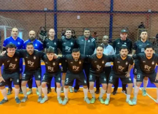 Bola 8 e GDE vencem e lideram a Série Ouro de Futsal de Canela