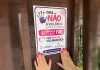 Pontos de ônibus em Canela ganham placas de combate à violência contra a mulher