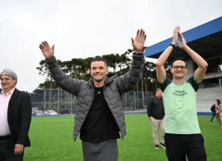 D’Alessandro dá o pontapé inicial da 6ª Copa Gramado Laghetto de Futebol Sub-16
